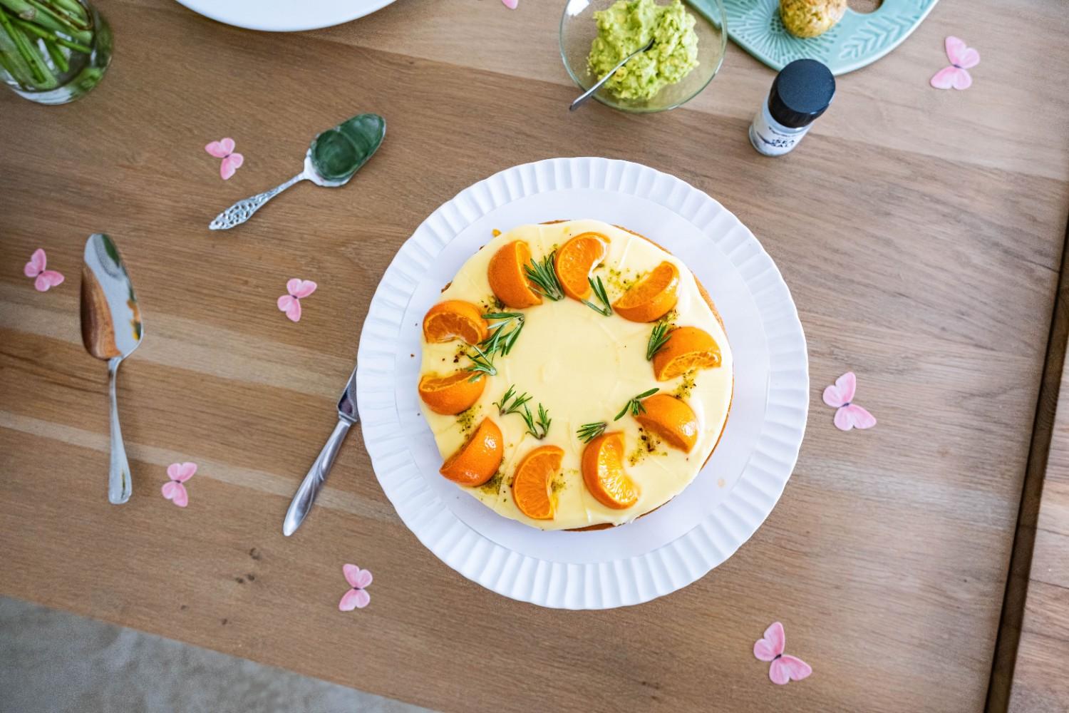 Easy Low FODMAP Cake Recipes & Tips